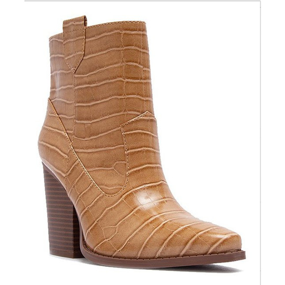 Qupid Caramel‎ Croc Embossed Heeled Western Bootie Size 8 New in Box - Picture 1 of 6